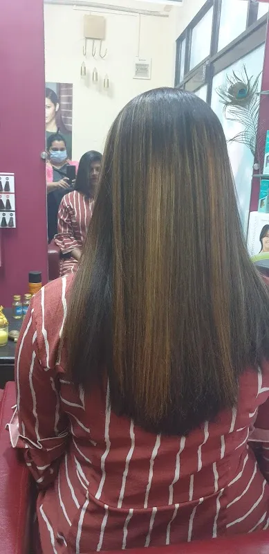 Dr Poonam Beauty Salon & Spa( by Dr Poonam PHD in Cosmetologist by Colombia University)