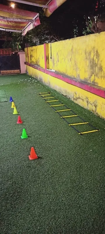 ULTIMATE FITNESS