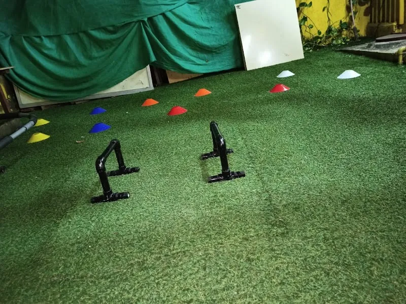 ULTIMATE FITNESS