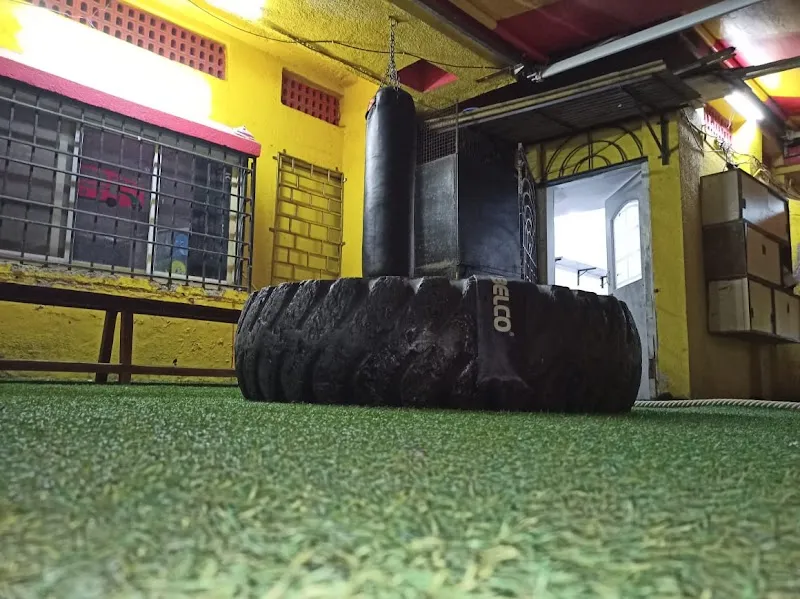 ULTIMATE FITNESS