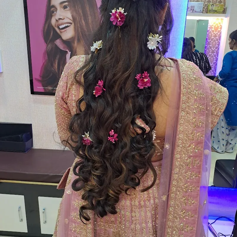 The Miracle Salon