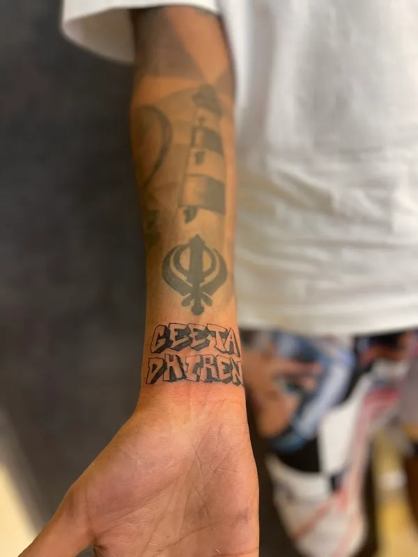MICKEYZ TATTOO AND PIERCING STUDIO, best tattoo shop