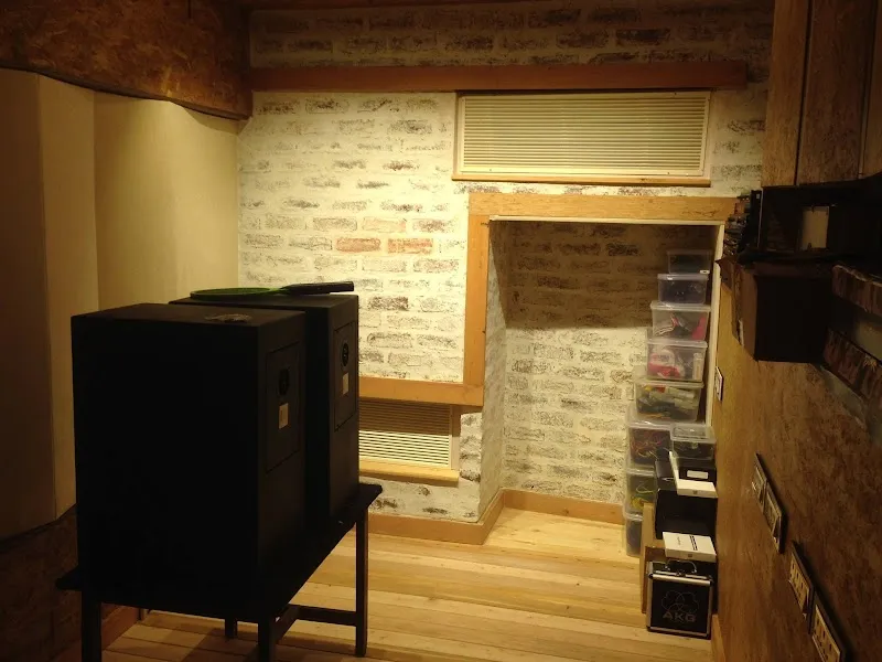 Joshua Inc. Studio