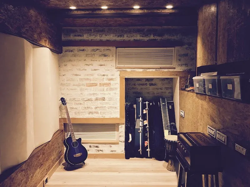 Joshua Inc. Studio