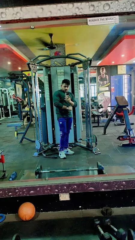 uStayfit Gym Slimming and Physio Therapy Center