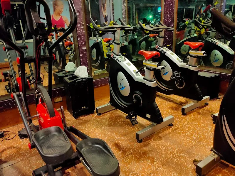 uStayfit Gym Slimming and Physio Therapy Center