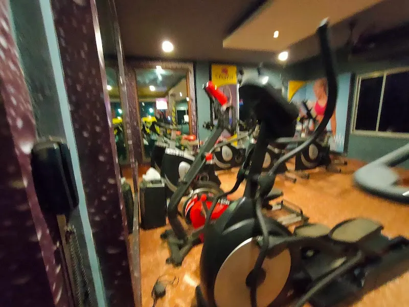 uStayfit Gym Slimming and Physio Therapy Center