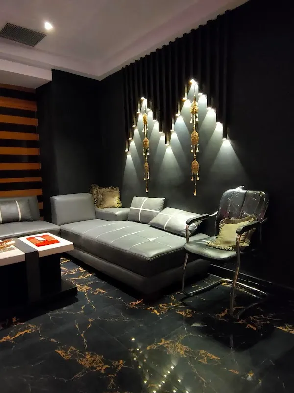 Richard's Spa & Salon
