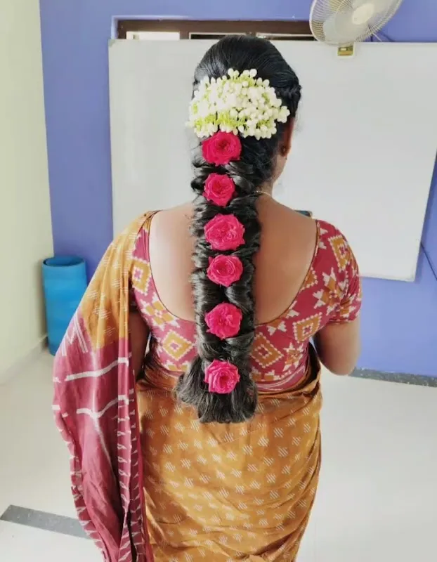Fruits light herbal beauty parlor