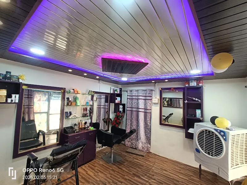 Fruits light herbal beauty parlor