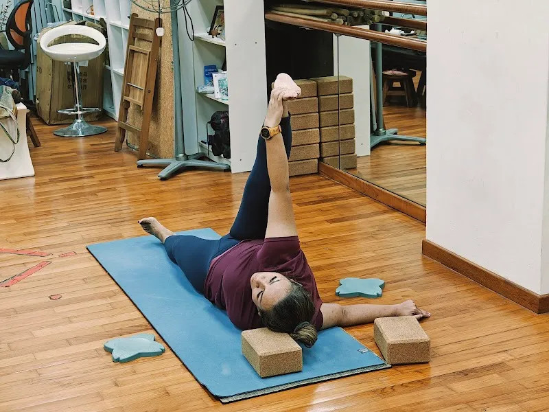 Elemit Yoga @ Bishan ( Midview City )