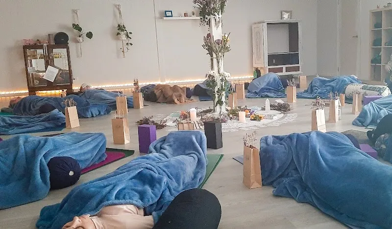 SINGING BOWL YOGA