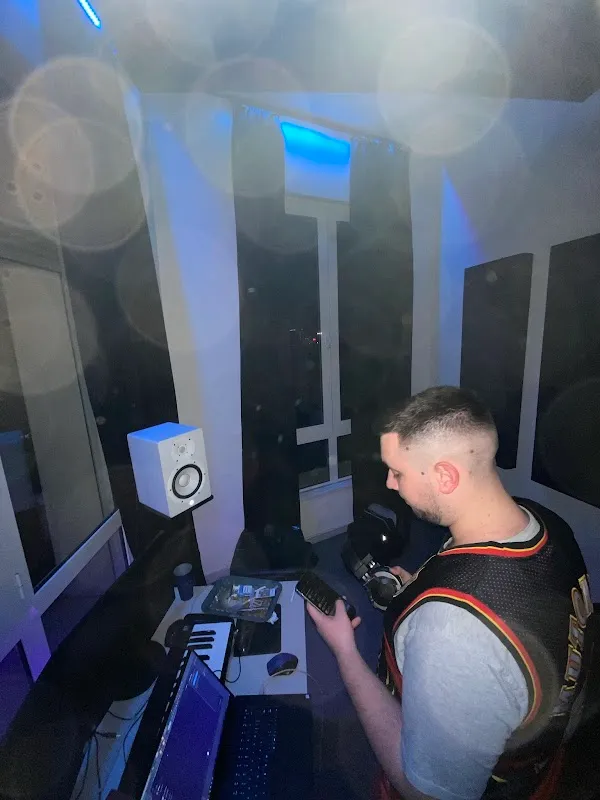 Shmulla Records