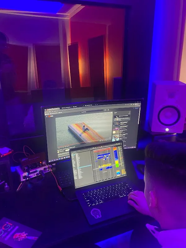 Shmulla Records