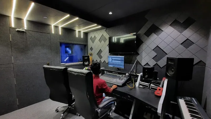 AK MUSIC STUDIO AND ACADEMY