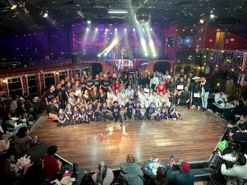 Candela dance studio chile