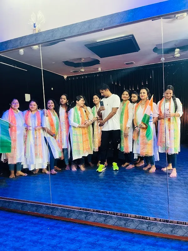 Hopper's Squad Dance Institute & Zumba Fitness (Get Results With Certified trainers & Nutritionist)