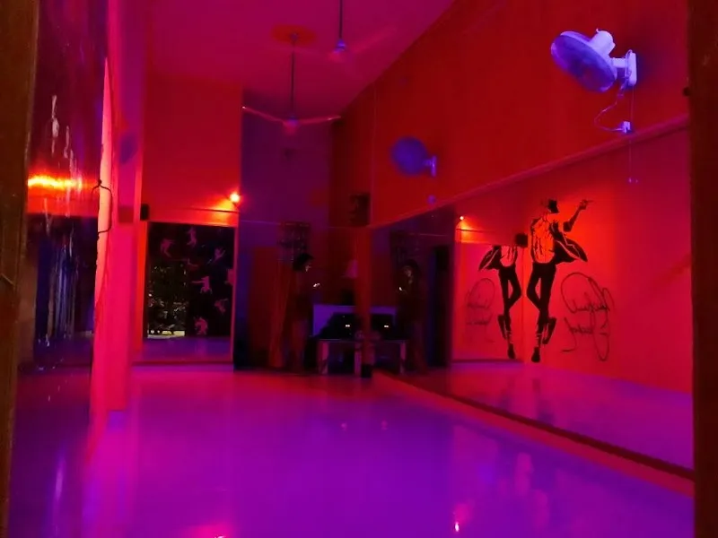 Hopper's Squad Dance Institute & Zumba Fitness (Get Results With Certified trainers & Nutritionist)