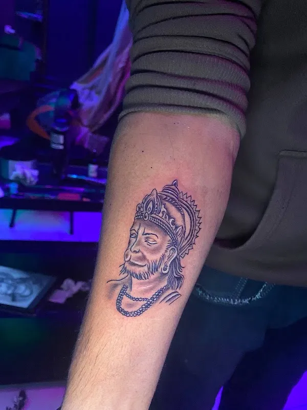 Devil's touch tattoo studio