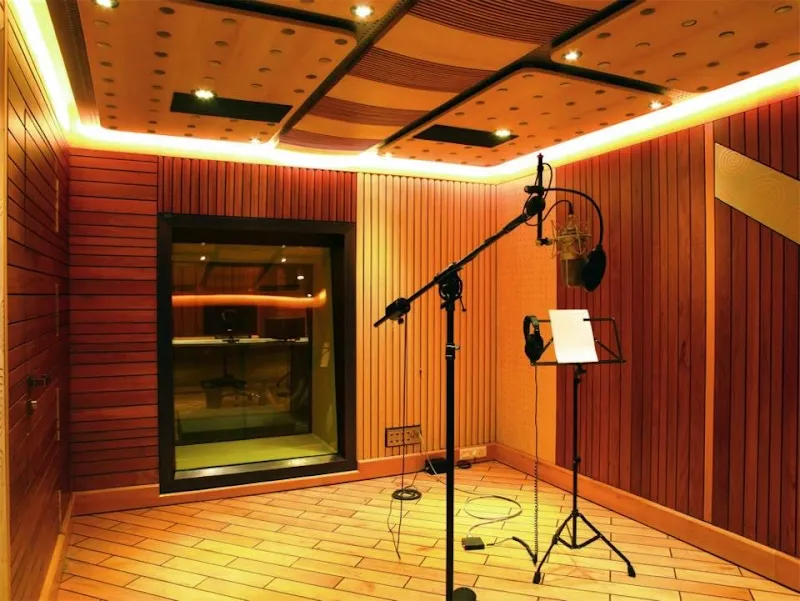 Emsquare Studios