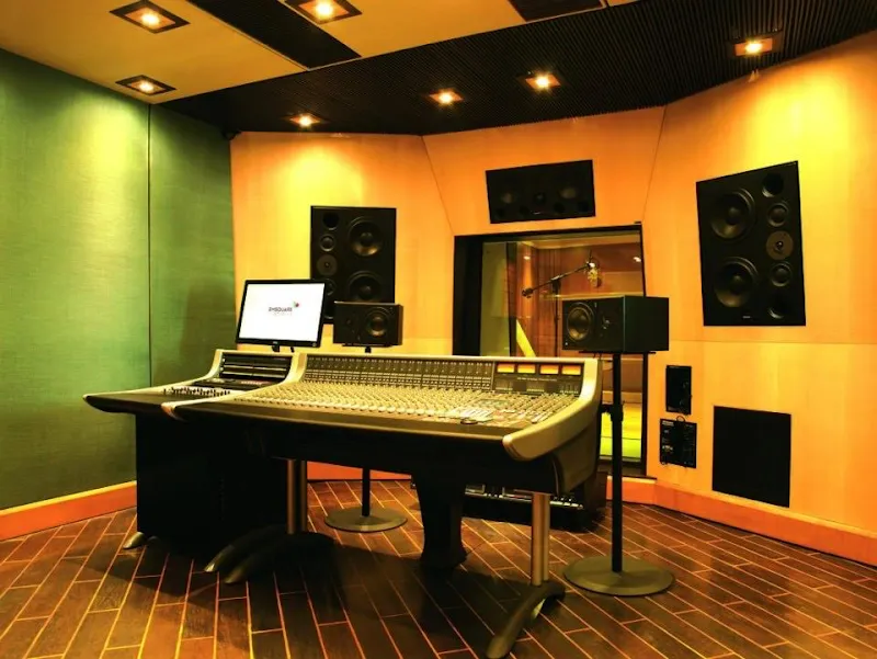Emsquare Studios