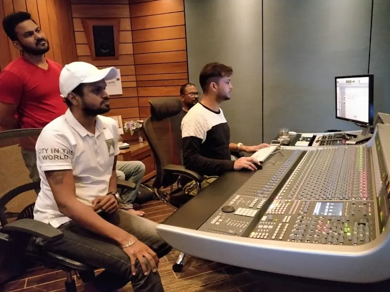 Emsquare Studios