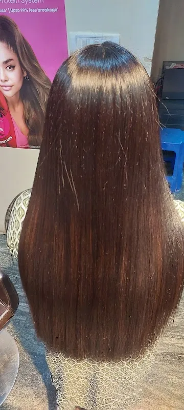 GLOW WELL FAMILY SALON