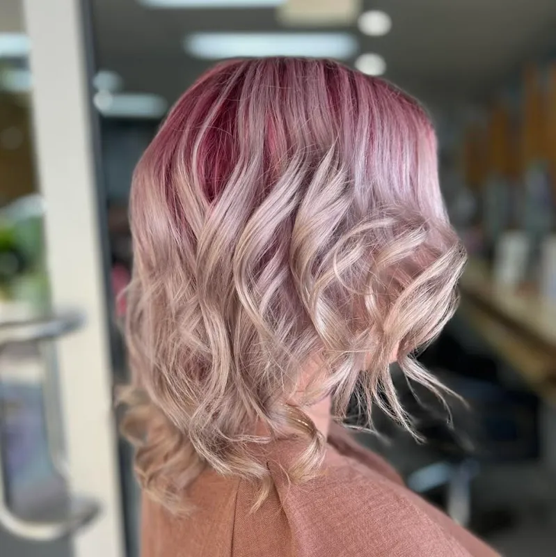 Naturally SAS Hair & Beauty