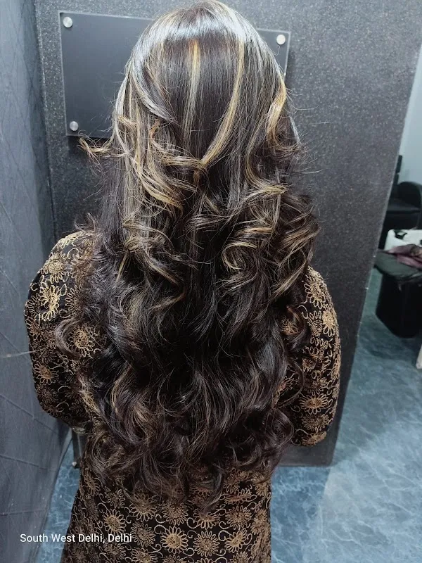 Top Touch Makeup Studio and Beauty Salon
