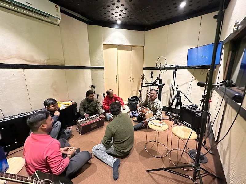 UNBLOCK STUDIO