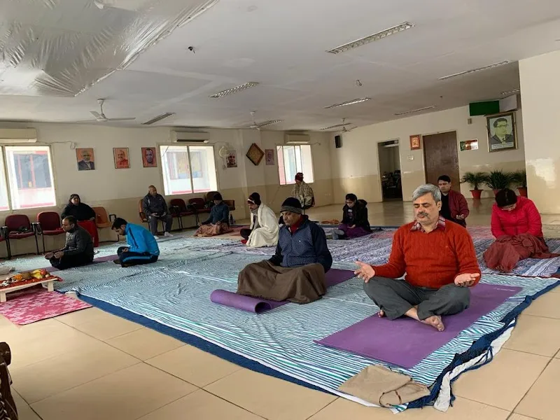 Art Of Living centre, Hazratganj, Lucknow
