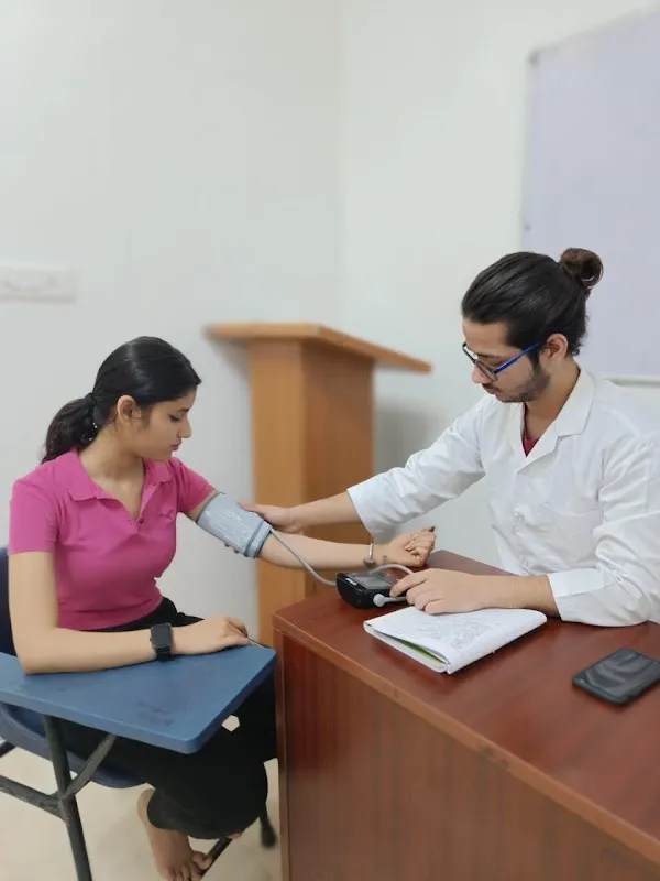 Yogichakra | Top Yoga Institute in Delhi | Yoga and Naturopathy Course