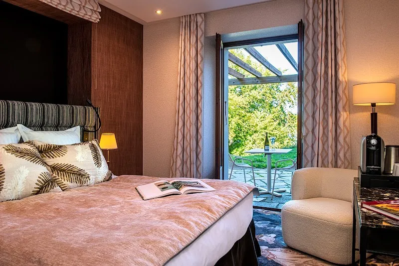 Les Trésoms Lake and Spa Resort