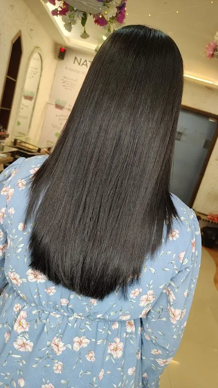 Beluga the Salon