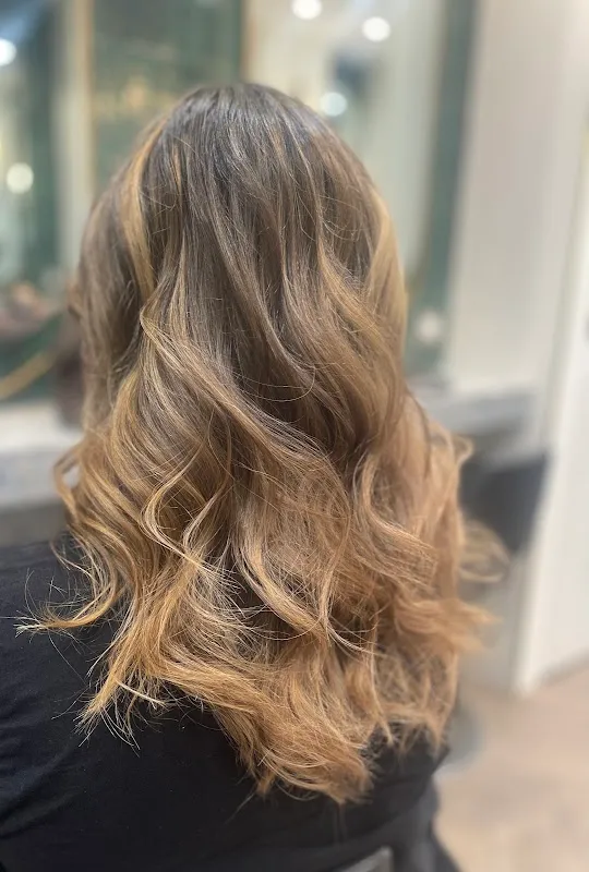 Identity Hair Design
