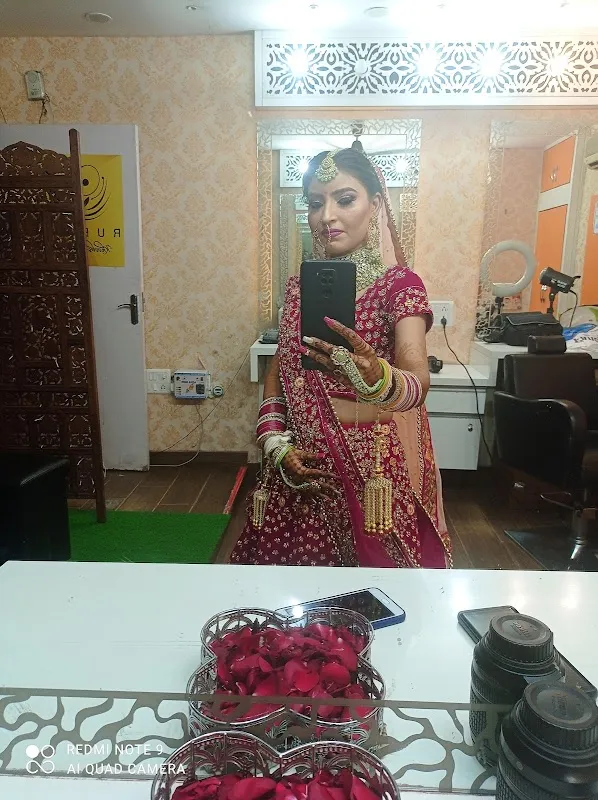 Khoobsurat Makeovers by Rubina Verma | Best Makeup Studio Academy in Janakpuri