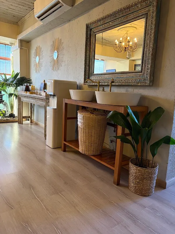 Shadhar Spa Massage, Relieving, Reductive, Companies