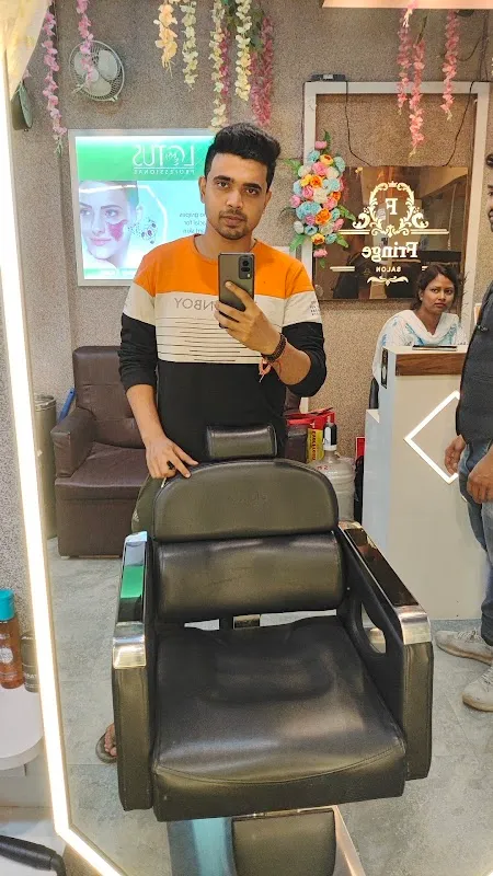 Fringe Unisex Salon