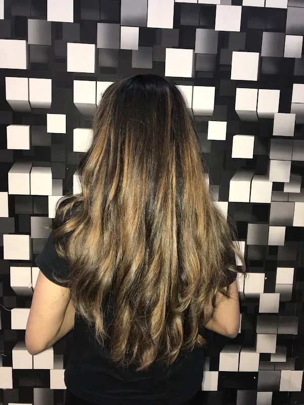Jj's Hairology Unisex Salon & Academy