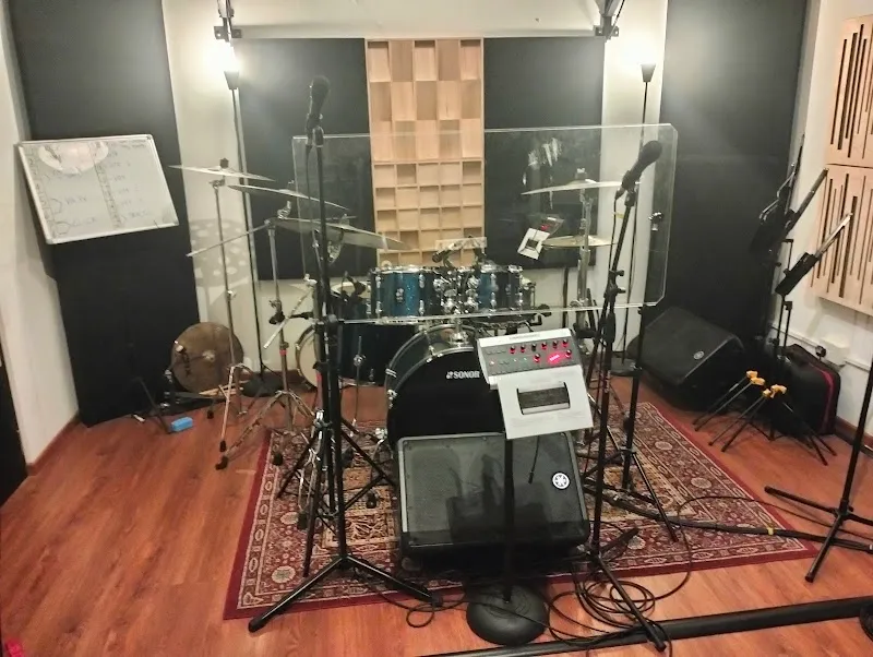 4th Wall Studios