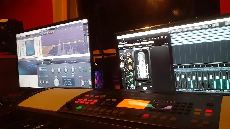SOPANAM AUDIO RECORDING song studio Dubbing| Song Recording | Music Production | Sound Effects |