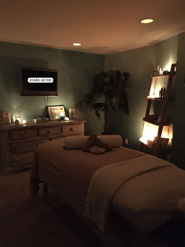 F2M - unisex spa