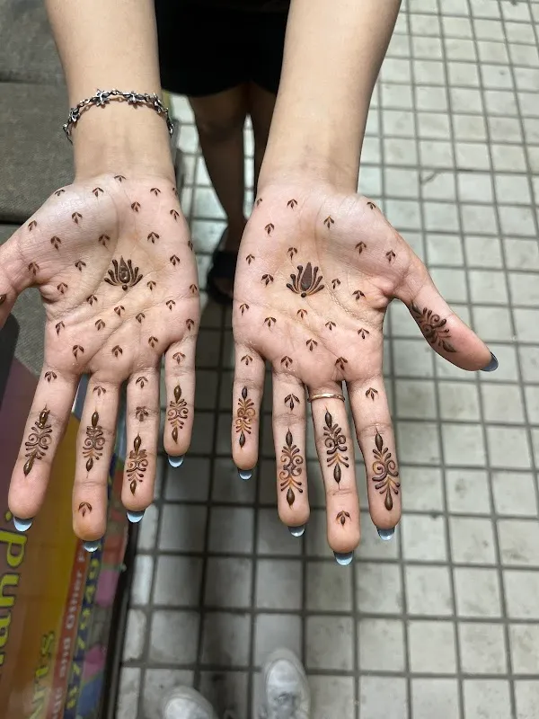 Professional Mehandi & Tattoo Art