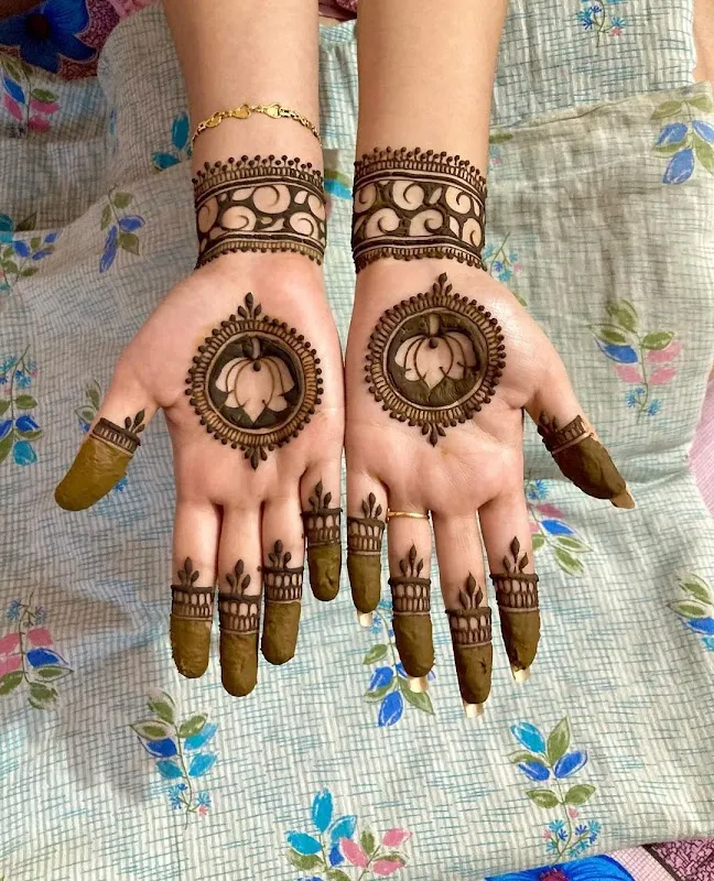 Professional Mehandi & Tattoo Art
