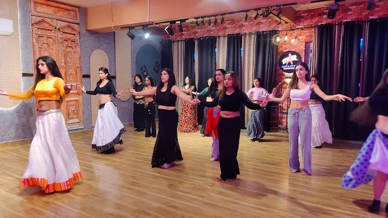 A Plus Dance Studio - Best Dance Classes In Rajouri Garden - Best Choreographer In Delhi