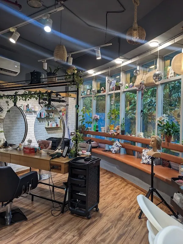 House Of Hair - By Amee II Salon II