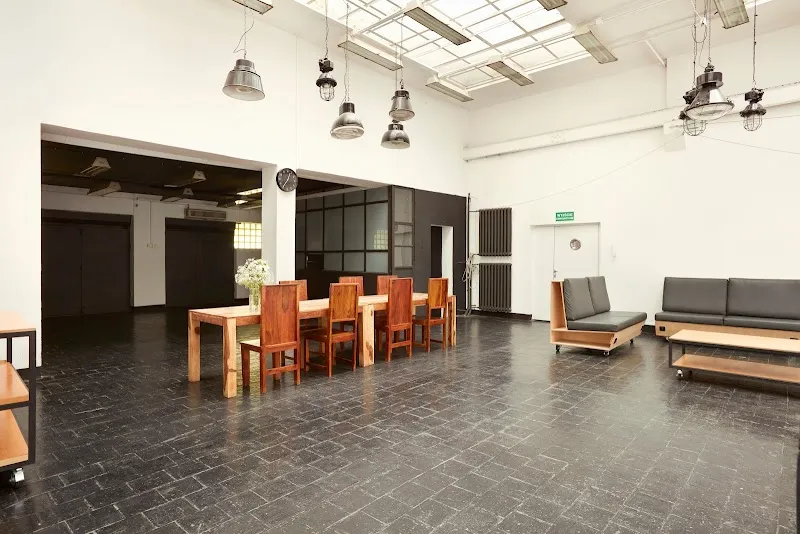 Pin Up Studio