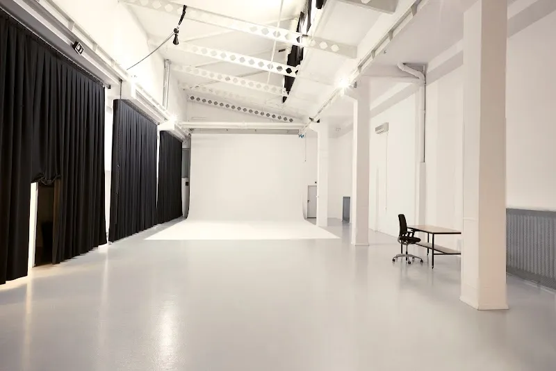 Pin Up Studio