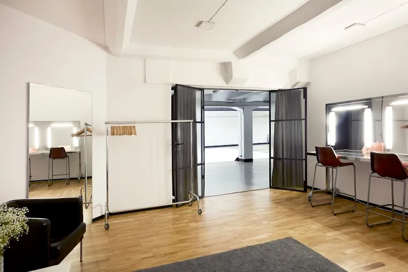 Pin Up Studio