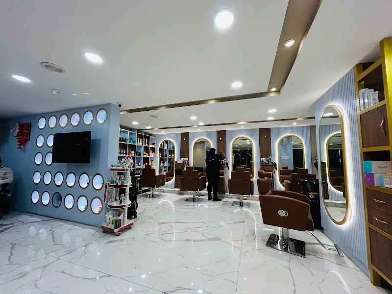 Icon Hair and More Family Salon